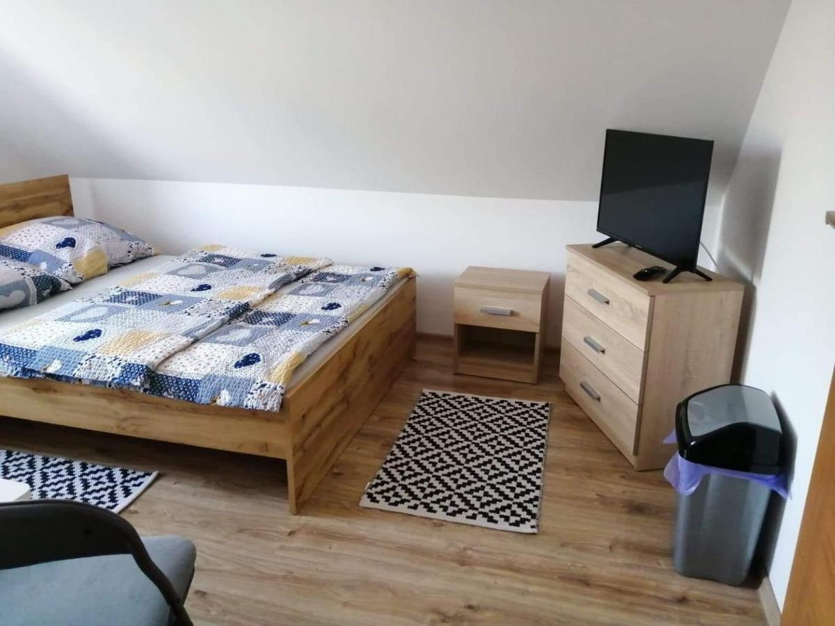 Pokoje U Izy Stare Kiejkuty Szczytno  Esterno foto